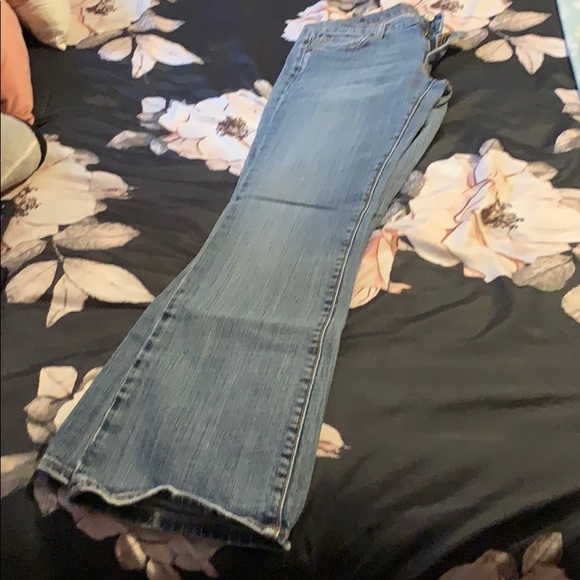 Jeans - Picture 3 of 3